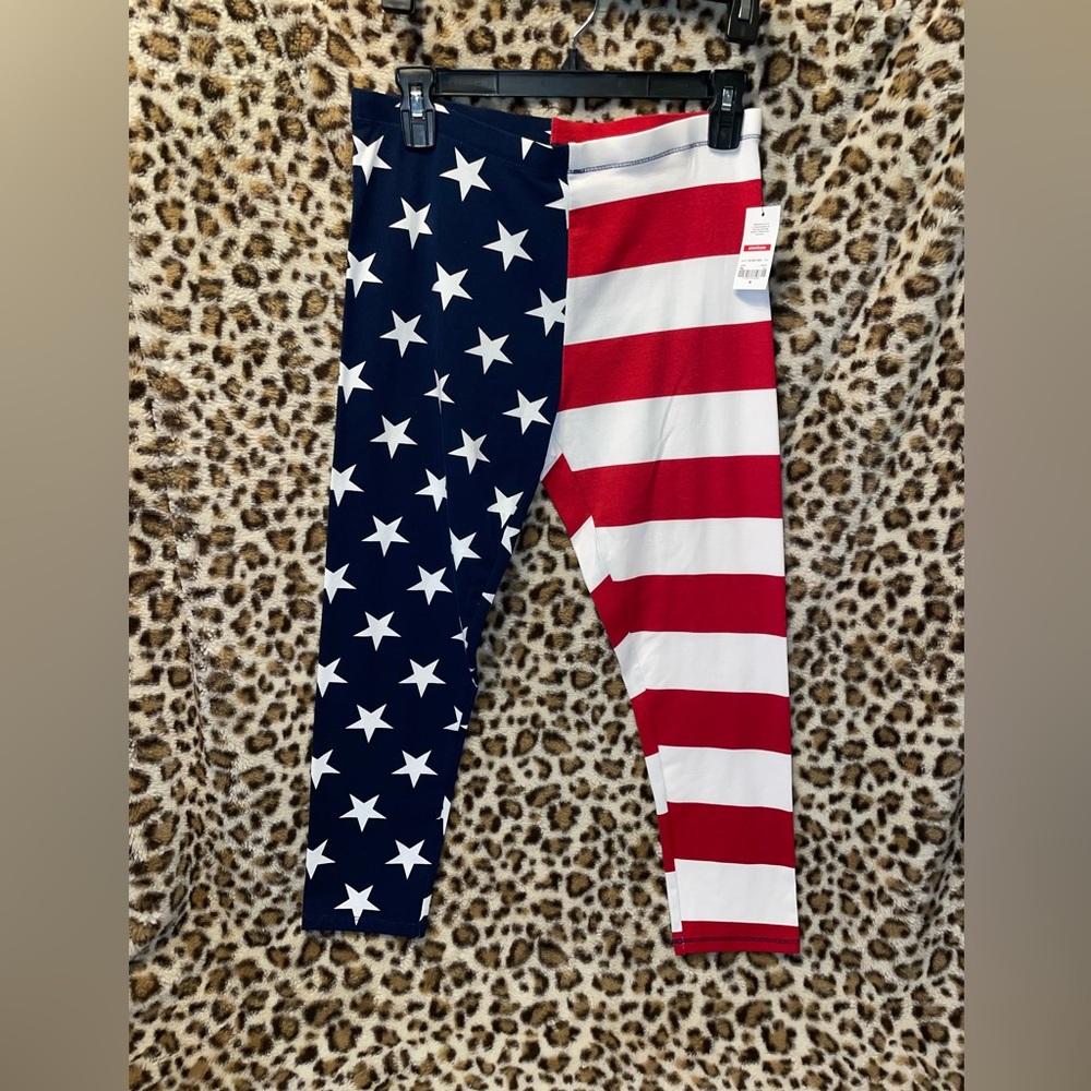 NWT USA Leggings